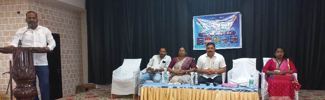 ಮನೆ ಮನೆ ಭೇಟಿ ನೀಡುವ ಮೂಲಕ ಪಂಚ ಗ್ಯಾರಂಟಿ ಯೋಜನೆಗಳ ಪ್ರಗತಿ ಪರಿಶೀಲನೆ: ರಮೇಶ್ ಕಾಂಚನ್ ಮನೆ ಮನೆ ಭೇಟಿ ನೀಡುವ ಮೂಲಕ ಪಂಚ ಗ್ಯಾರಂಟಿ ಯೋಜನೆಗಳ ಪ್ರಗತಿ ಪರಿಶೀಲನೆ: ರಮೇಶ್ ಕಾಂಚನ್